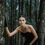 Look dnia: Oversize Marynarka i Trampki